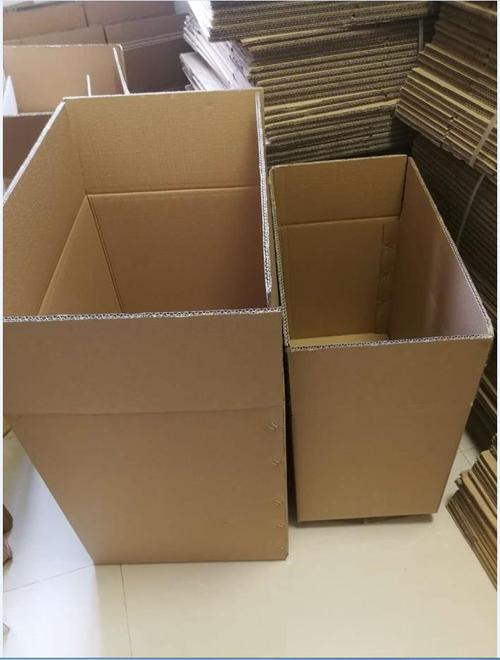 郑州现货纸箱批发零售通用空白邮政纸箱大量供应